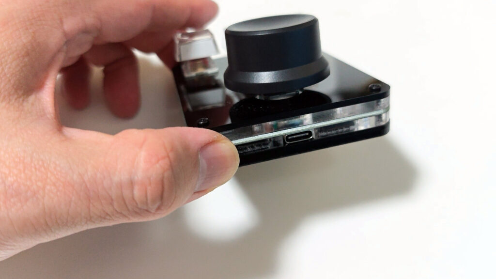 【送料無料】USB  4キー + 回転ノブ カスタムキーキャップモデル プログラマブル キーボード Mac/Win対応-3