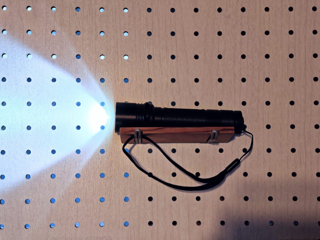 【送料無料】ultrafire LED flash Light 503B-1